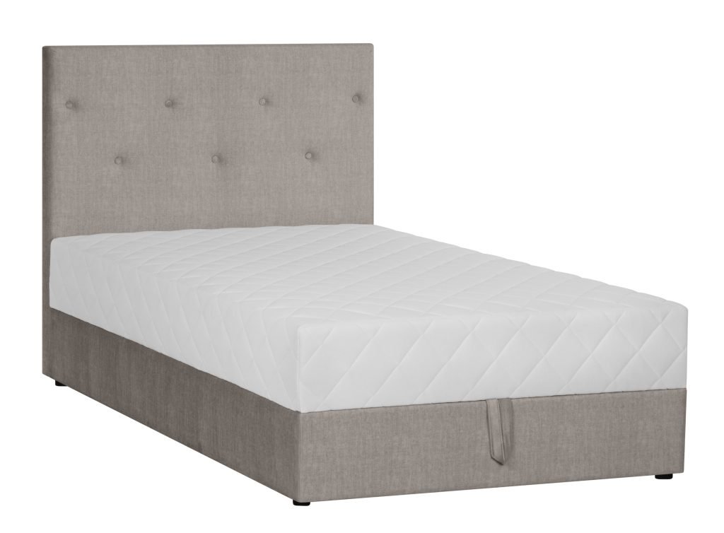 TUR BOXY lova su ciuziniu Vogue