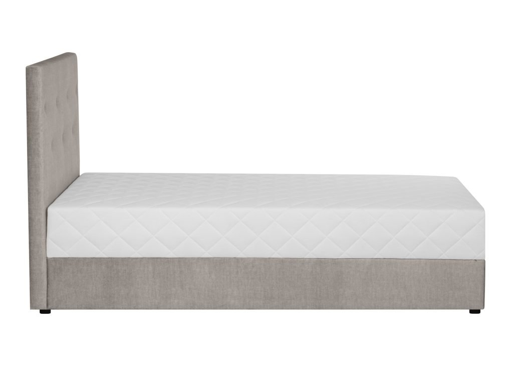 TUR BOXY lova su ciuziniu Vogue