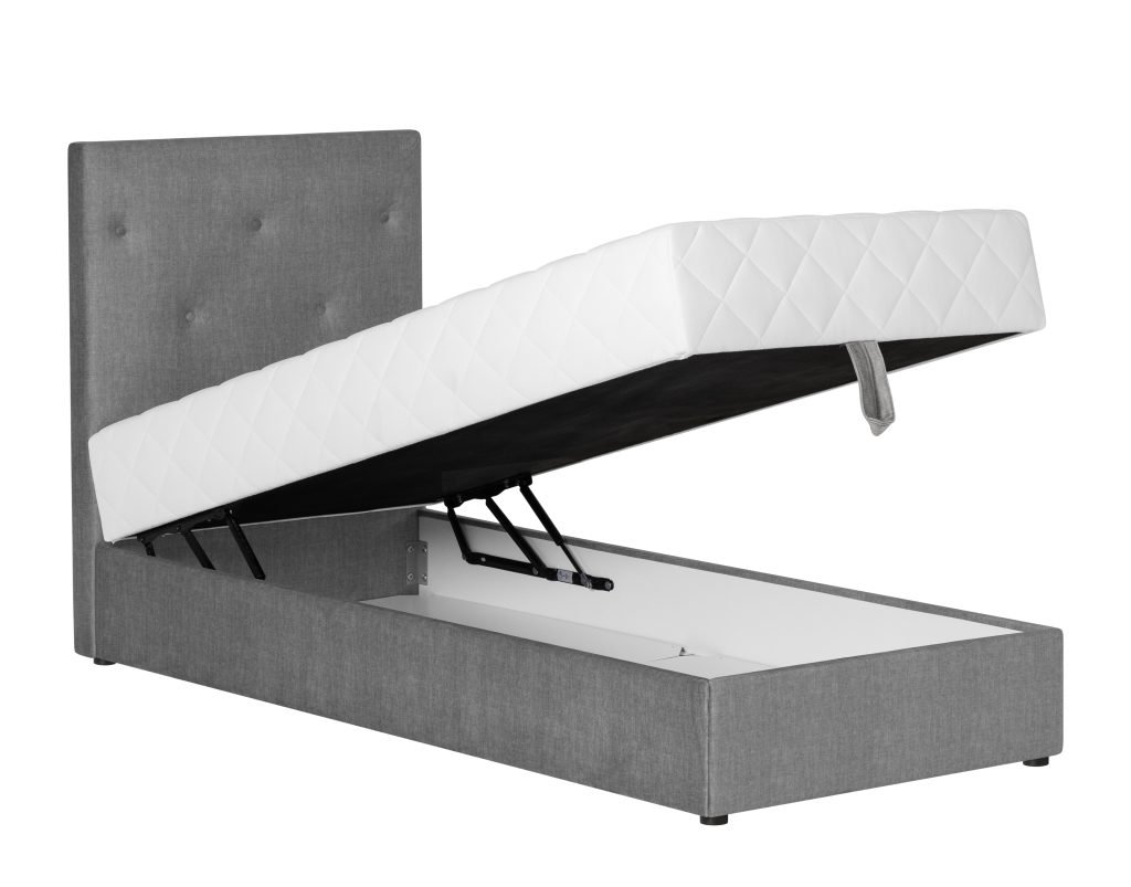 TUR BOXY lova su ciuziniu Vogue