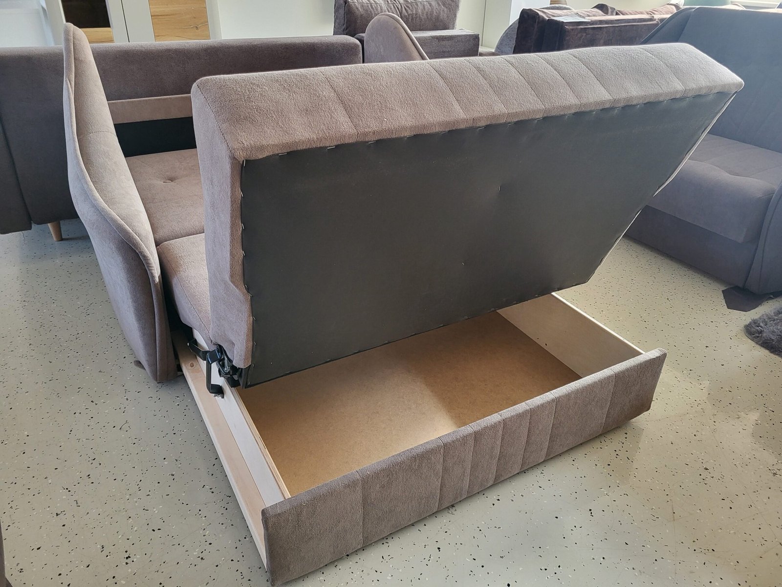 Miegamas foteliukas SAU