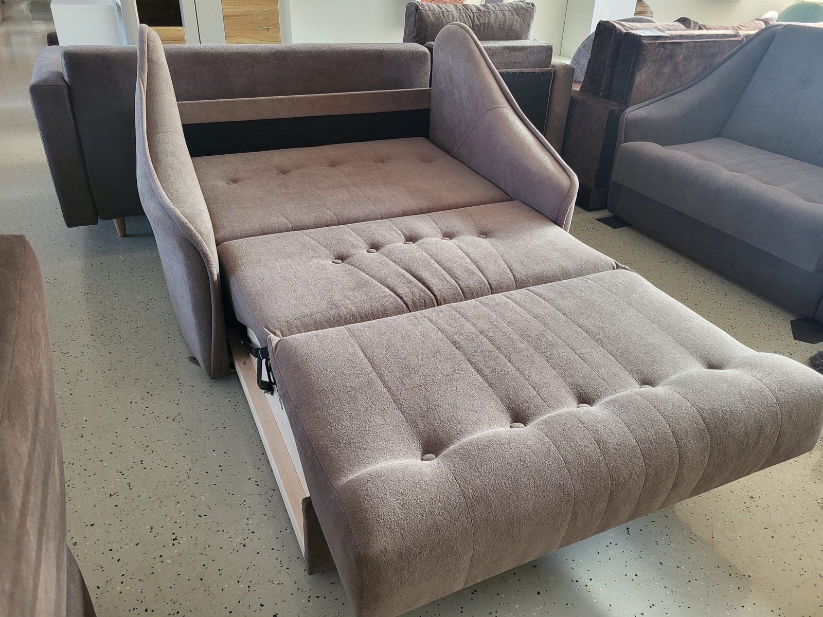 Miegamas foteliukas SAU